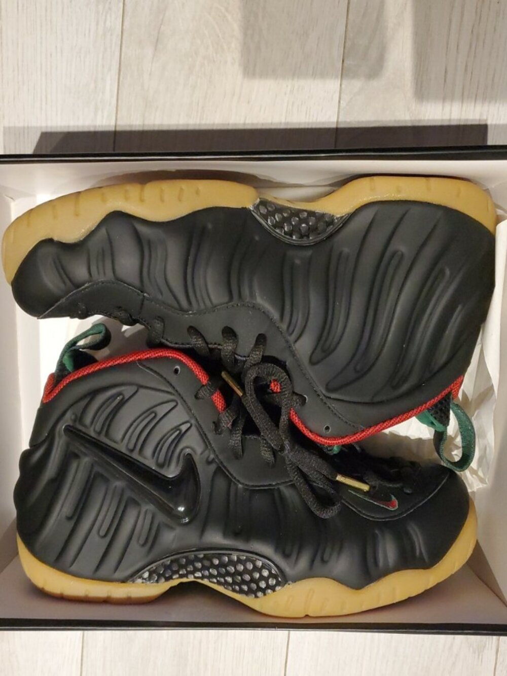 Nike Foamposite - Black / red / green . Size 10.5 VERY RARE